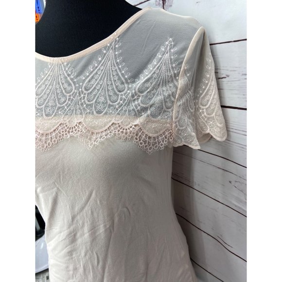 H&M Light Pink Tunic blouse Trimmed In Lace Blouse Top size Medium - Picture 5 of 7
